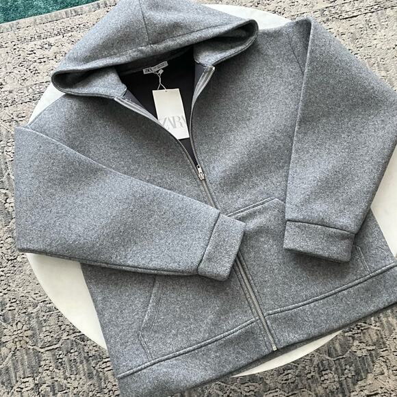 ZARA BLOGGER FAVORITE SOFT NEOPRENE EFFECT BOMBER - Picture 8 of 9